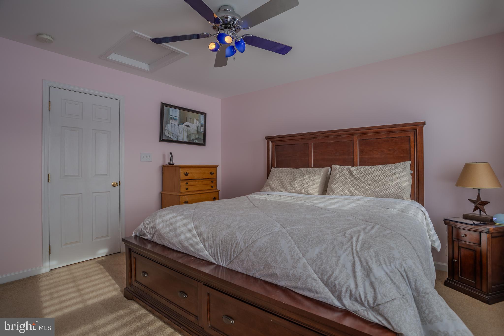 QUARTER FARM - Residential