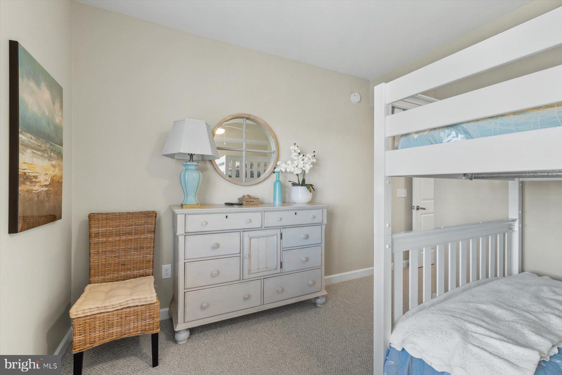 LAGUNA BAY - Residential