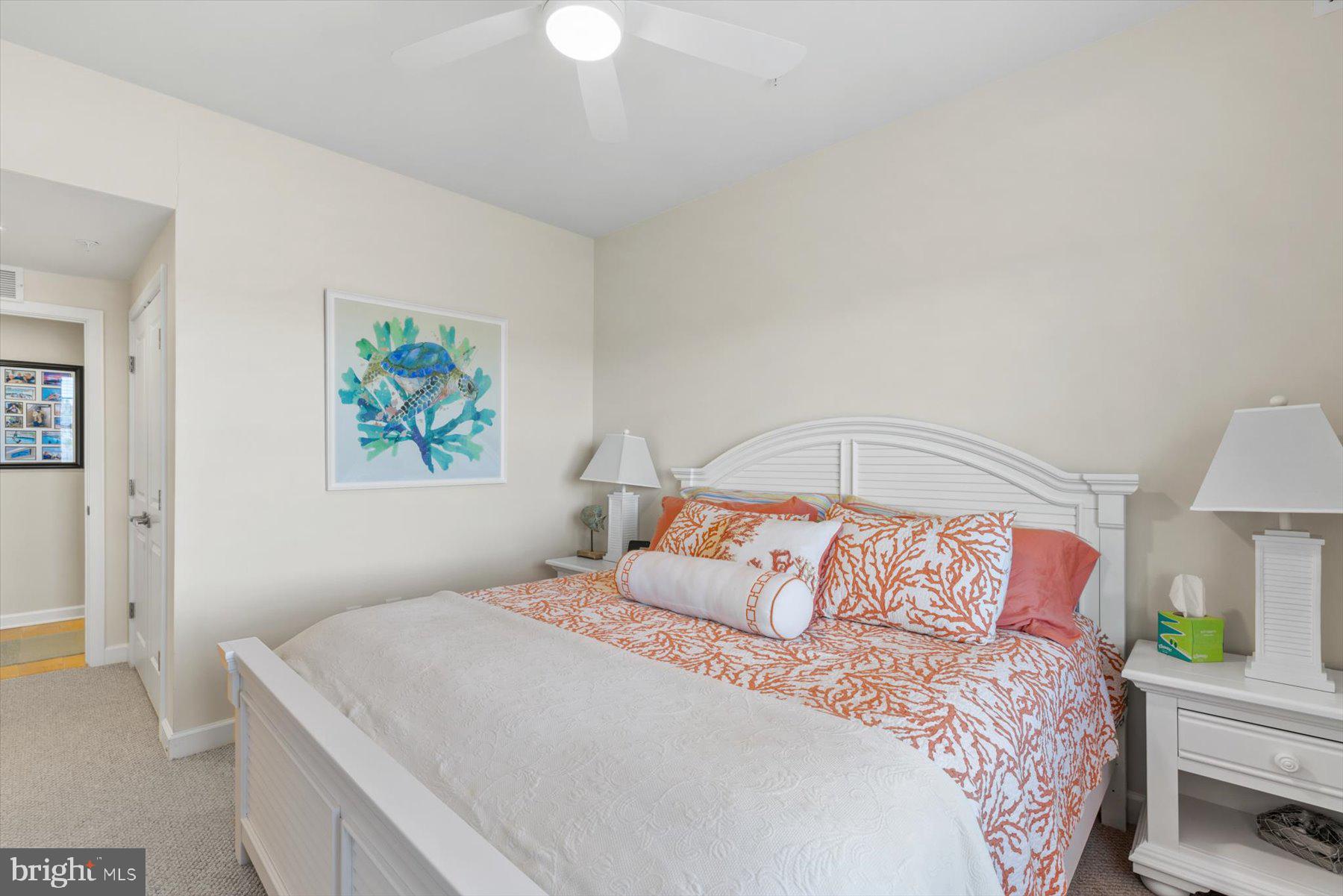 LAGUNA BAY - Residential