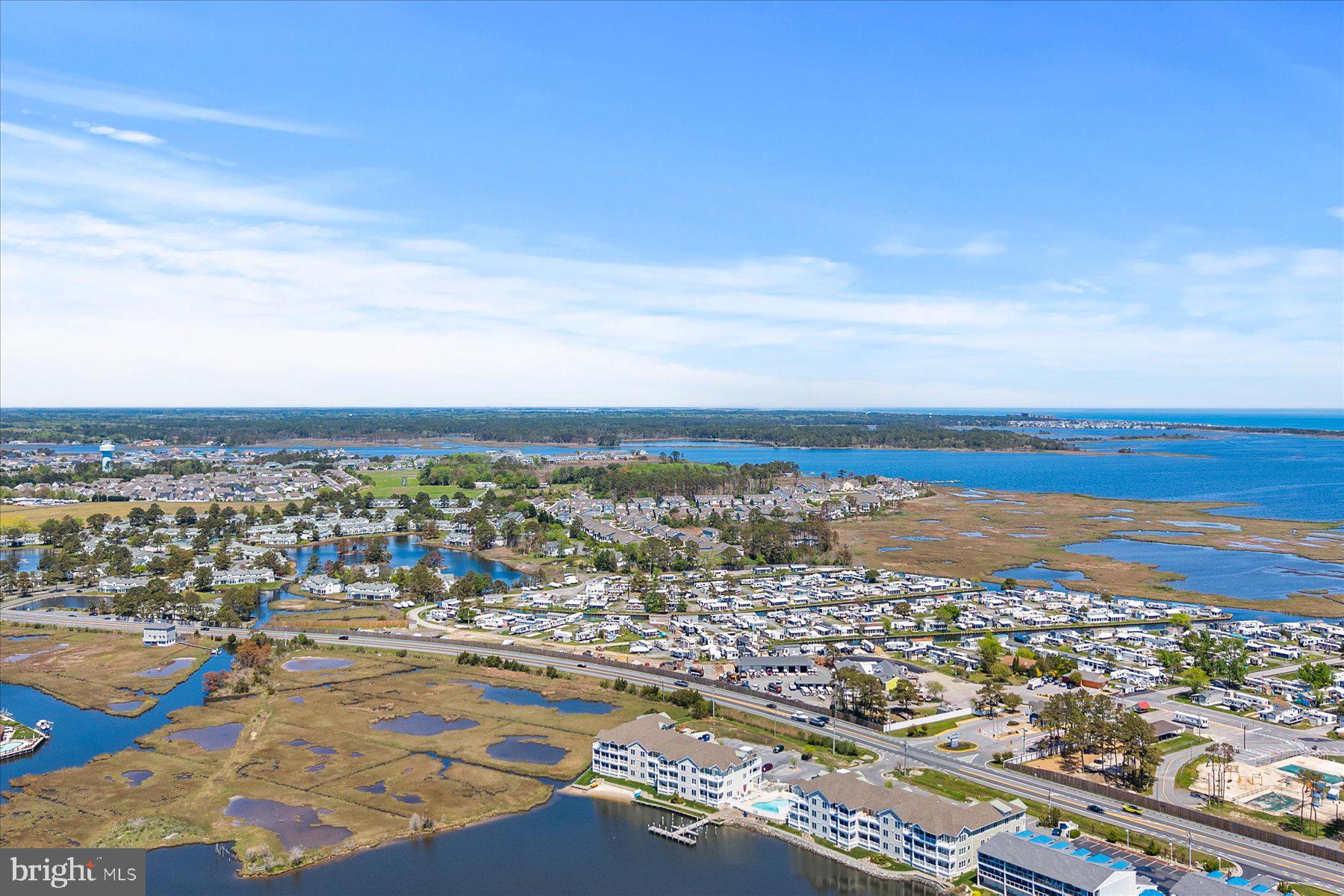 LAGUNA BAY - Residential