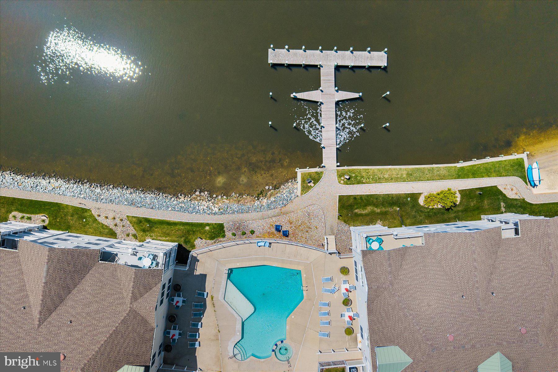 LAGUNA BAY - Residential