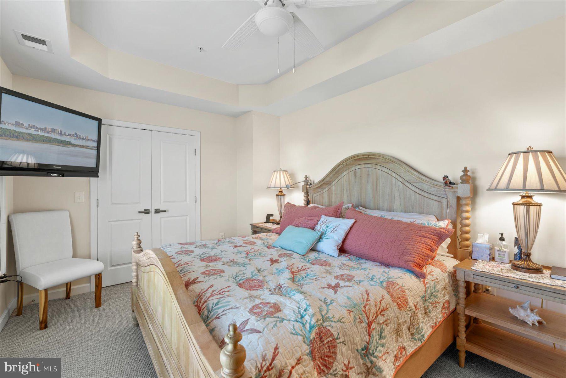 LAGUNA BAY - Residential