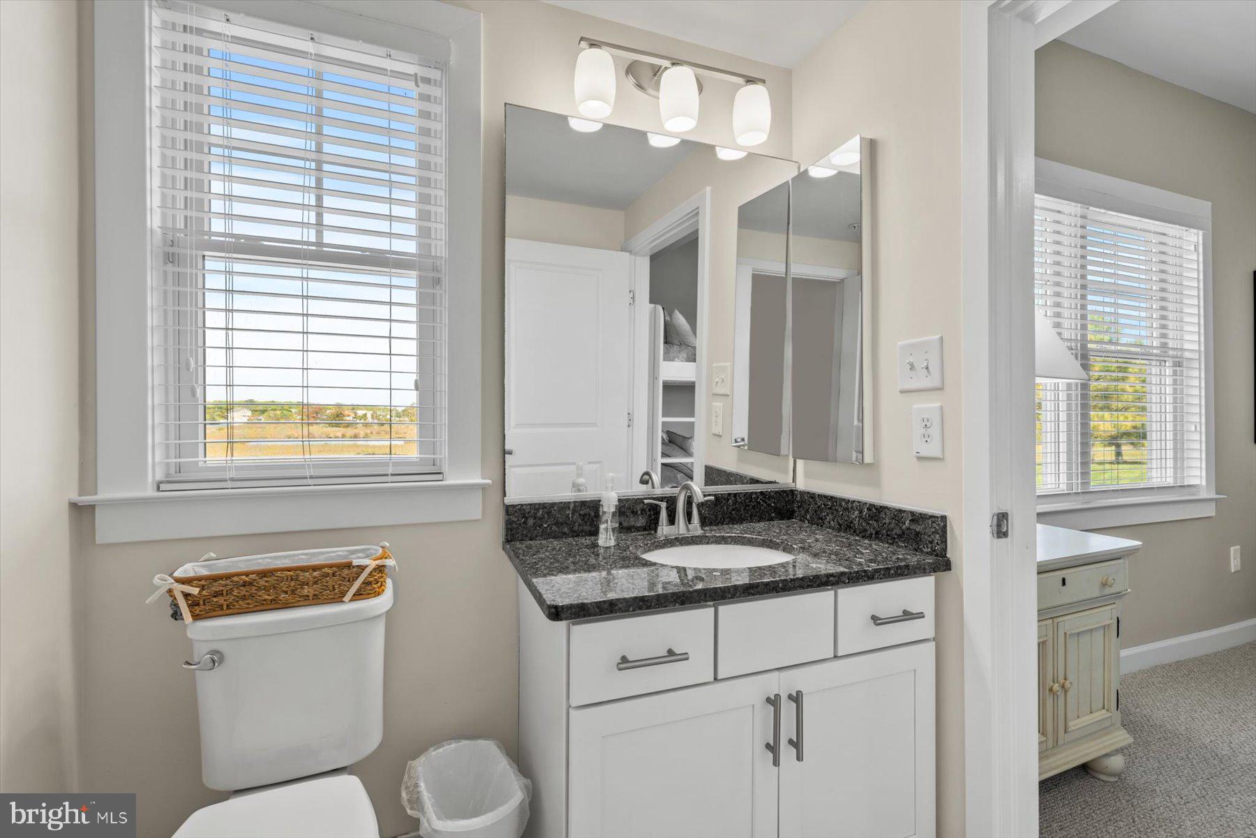 LAGUNA BAY - Residential