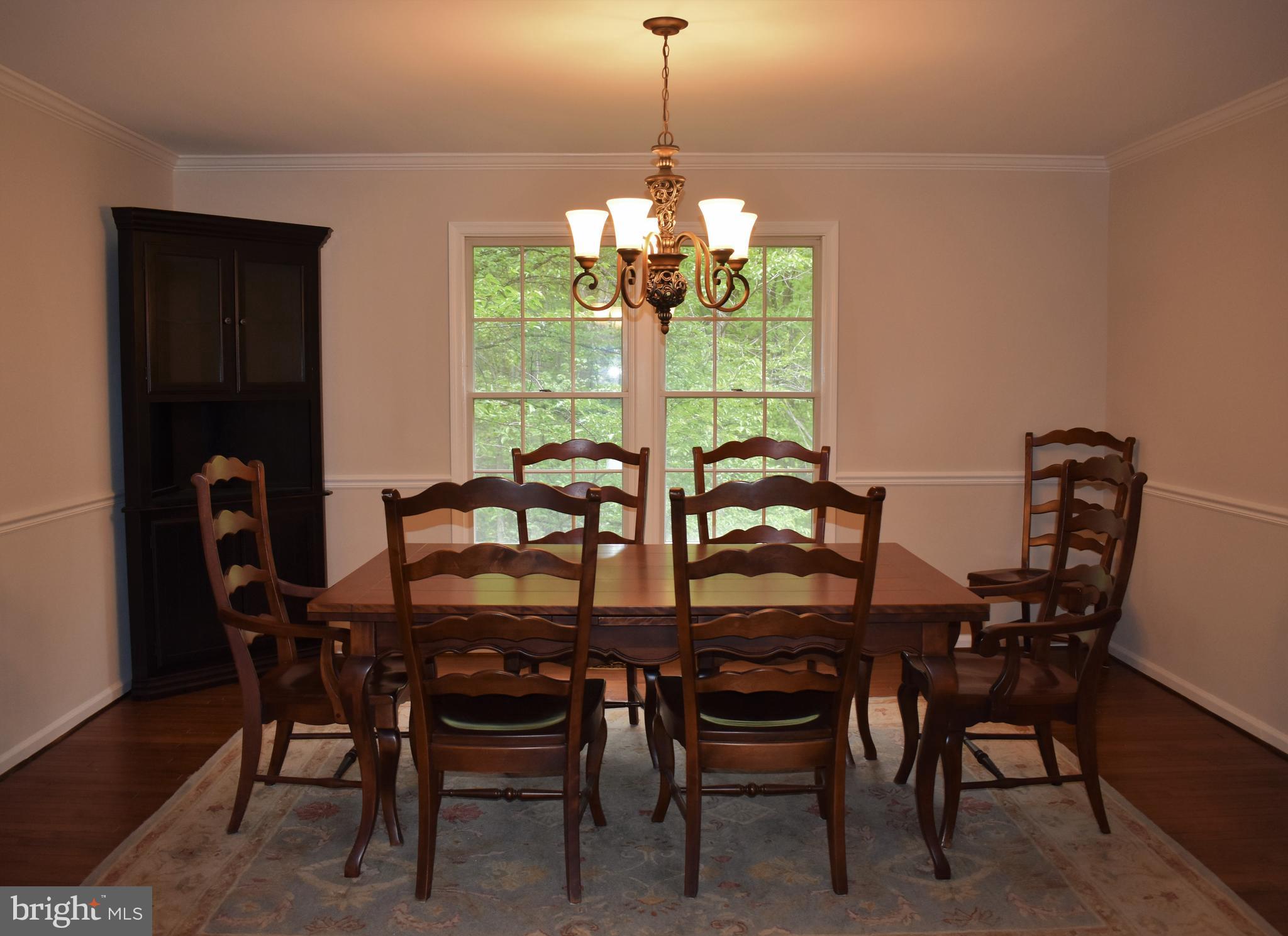 KINGS VALLEY MANOR - Residential Lease