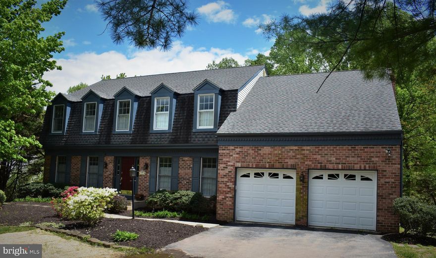 Magnificent 6BR Home for Rent Welcoming home in sought after Kings Valley Manor. You'll love this immaculate home located at the end of a quiet cul-de-sac with beautiful wooded view and stream. Hardwood flooring throughout most of the home.Gourmet kitchen with breakfast room, granite countertops, custom cabinetry, stainless steel appliances, and kitchen island.Family room off the kitchen with cathedral ceilings and masonary fireplace.5 bedrooms on the upper level with tailored shutters. Additional bedroom on the main level.Great location and close to I-270, Clarksville Premium Outlets, Woodbourne Creamery and Lancaster Dutch Market.Fully carpeted basement w/large workroom, ample storage and 1 additional bonus room perfect for office or exercise area.