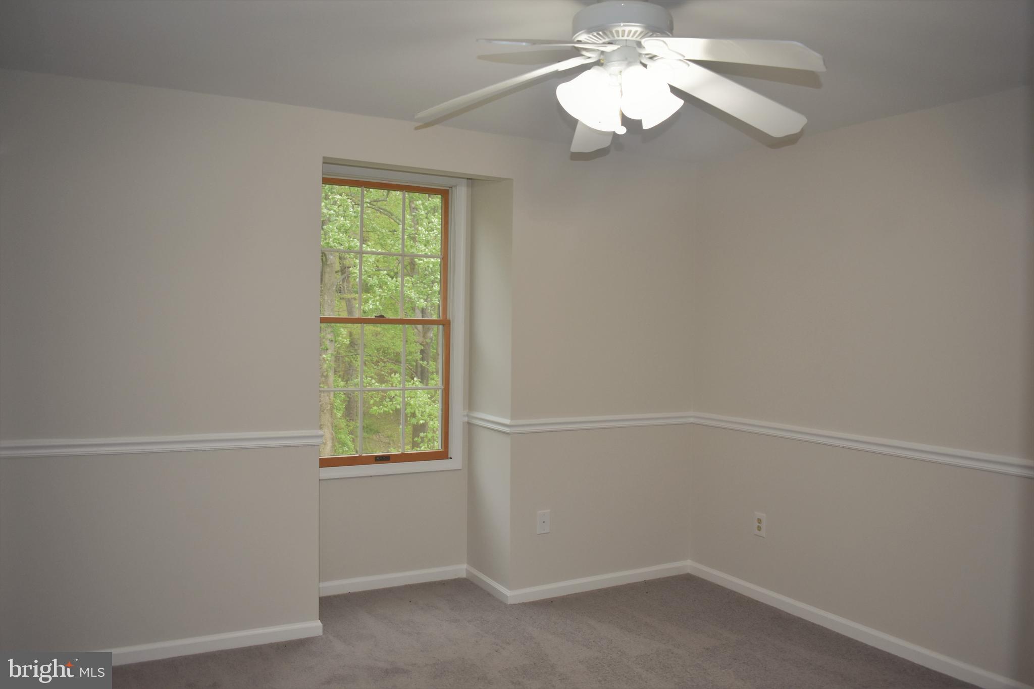 KINGS VALLEY MANOR - Residential Lease