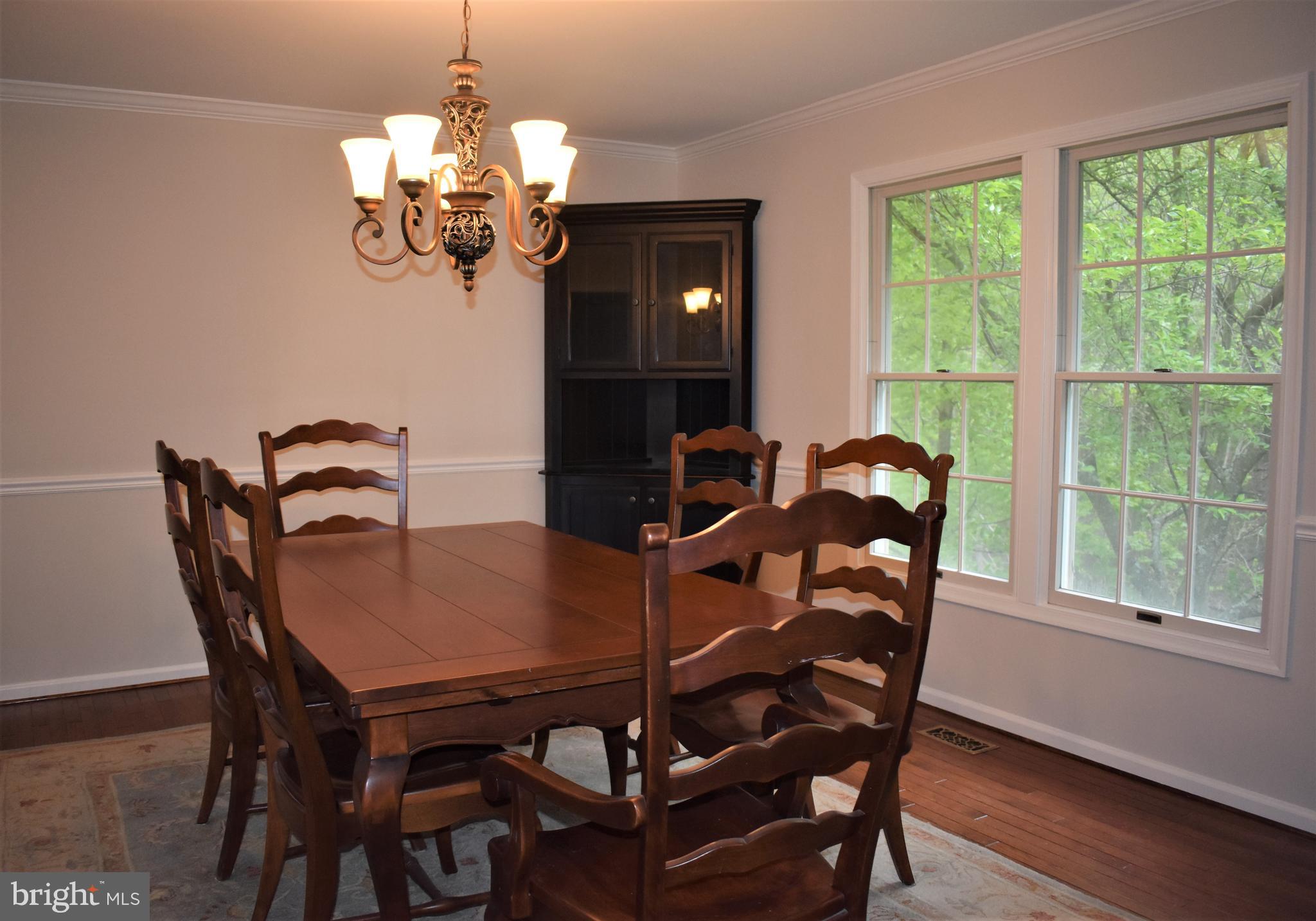 KINGS VALLEY MANOR - Residential Lease