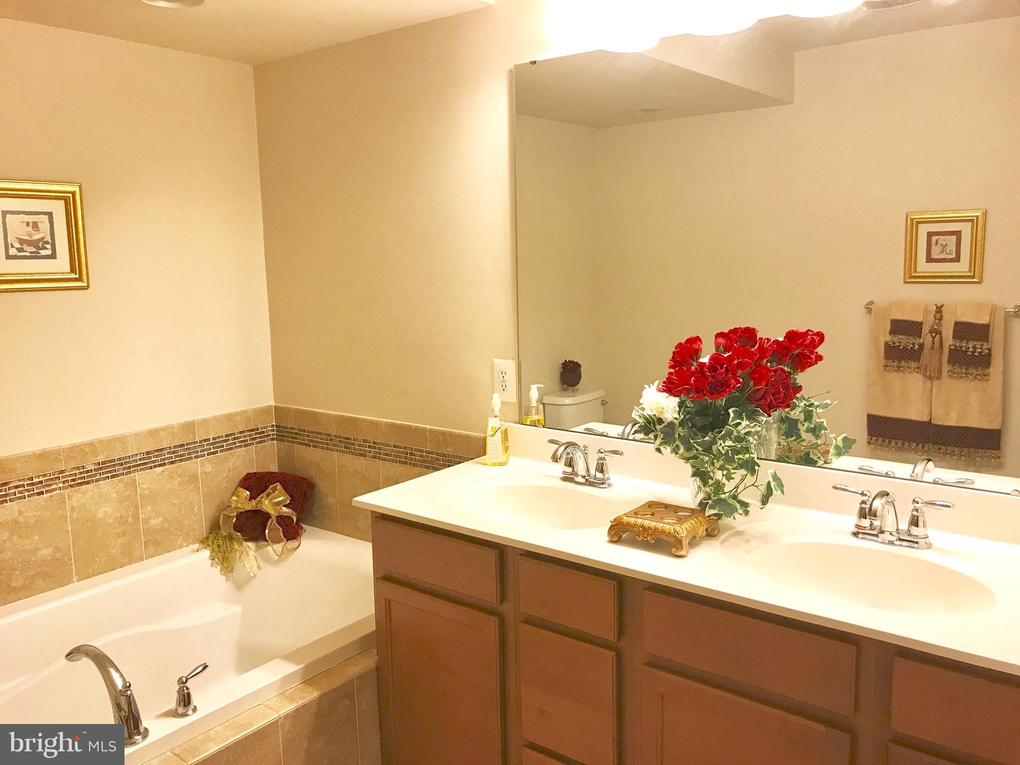 THE PRESERVE AT PISCATAWAY - Residential Lease