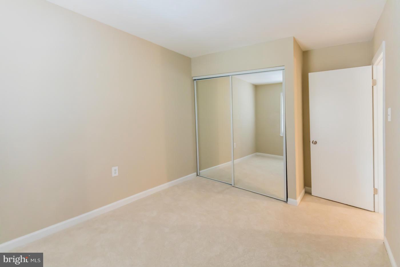 GREENFIELD FARM - Residential