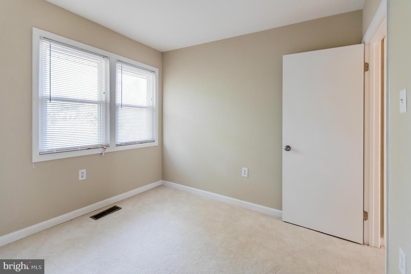 GREENFIELD FARM - Residential