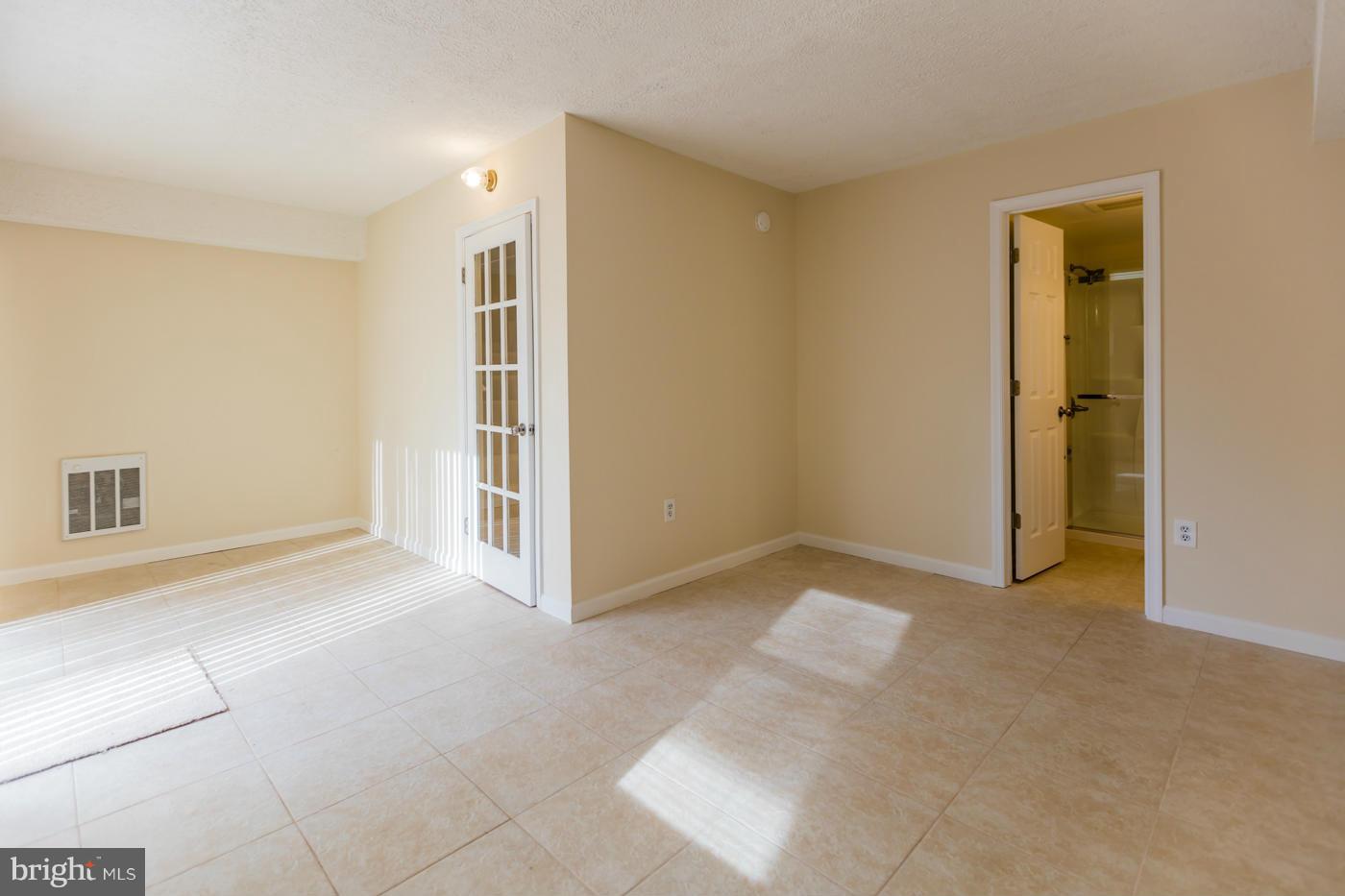 GREENFIELD FARM - Residential