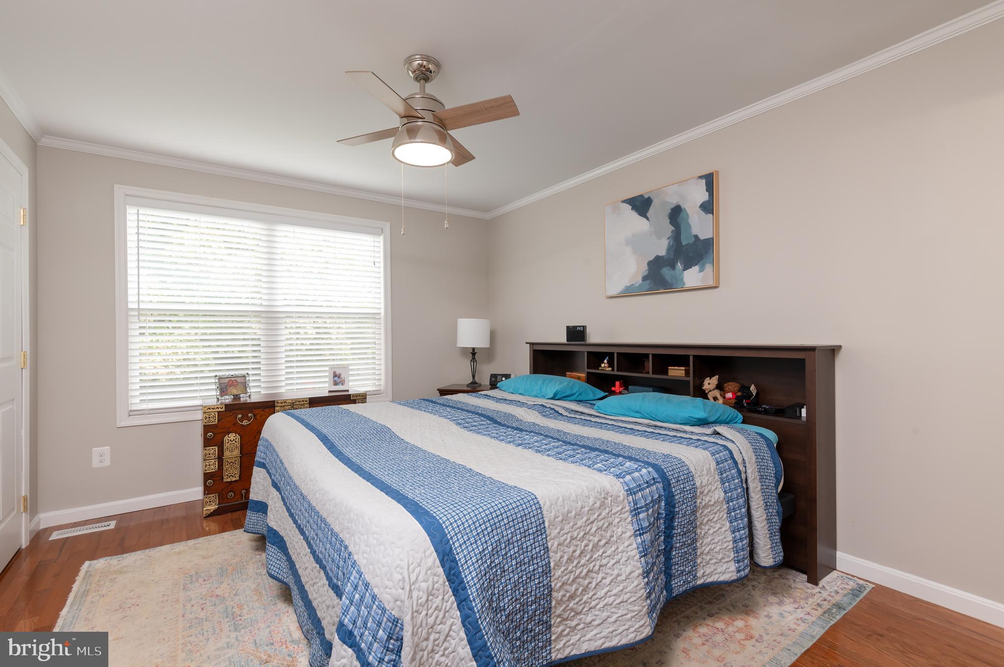 BURGUNDY VILLAGE - Residential