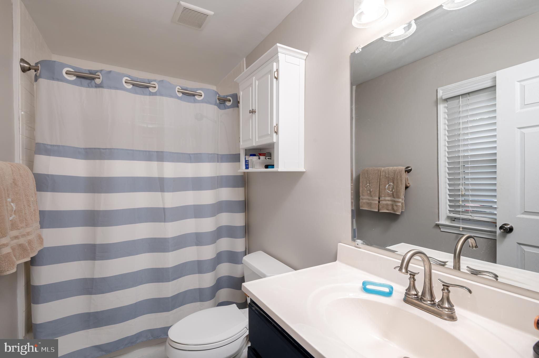 BURGUNDY VILLAGE - Residential