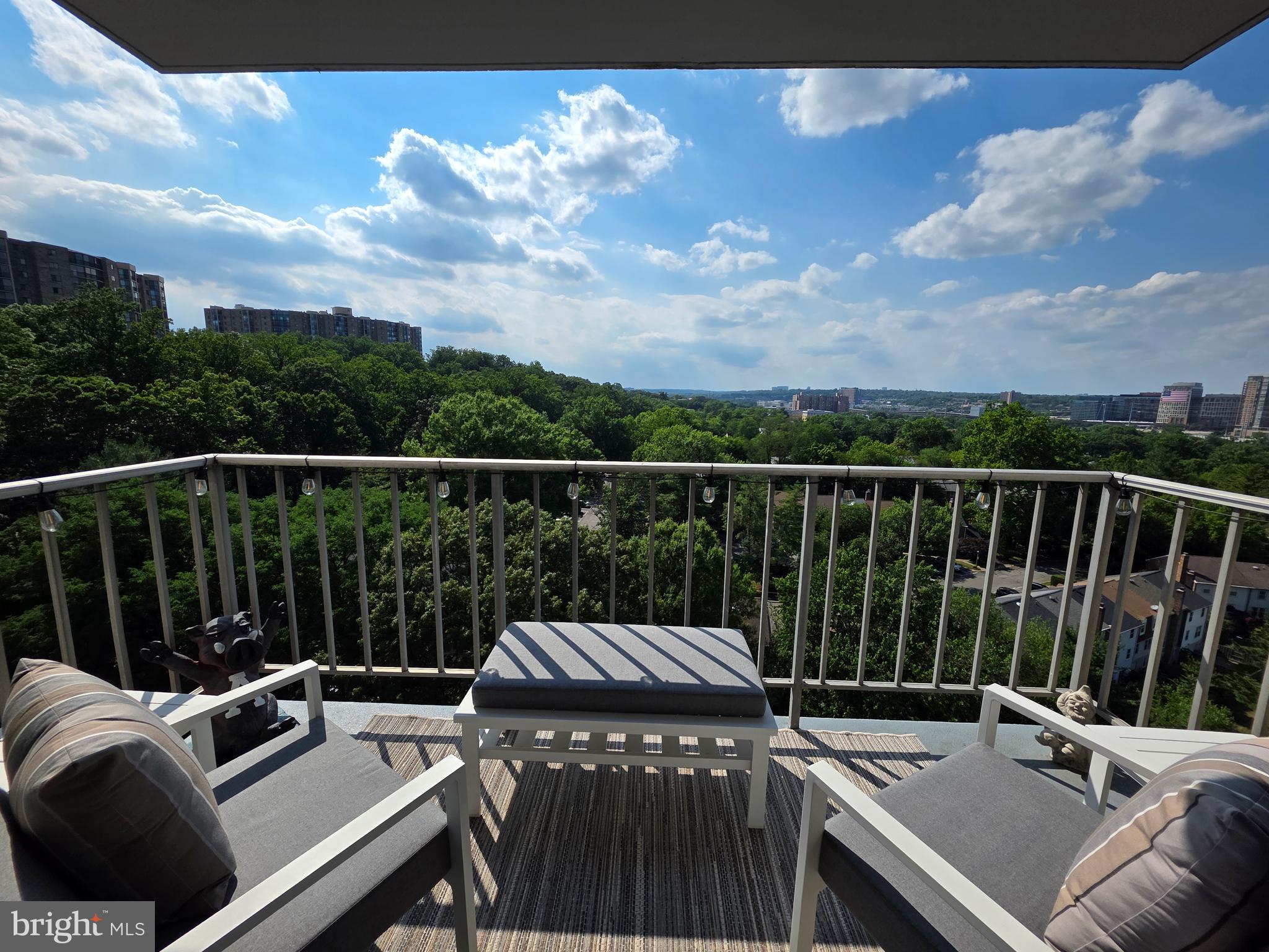 2059 HUNTINGTON AVENUE 1408