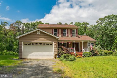 Photo of 10 Hillside Avenue, TUCKERTON, NJ 08087 (MLS # NJBL2108826)