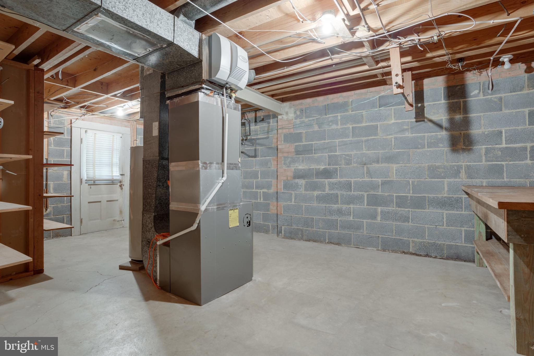 OLD CREEK ESTATES - Residential