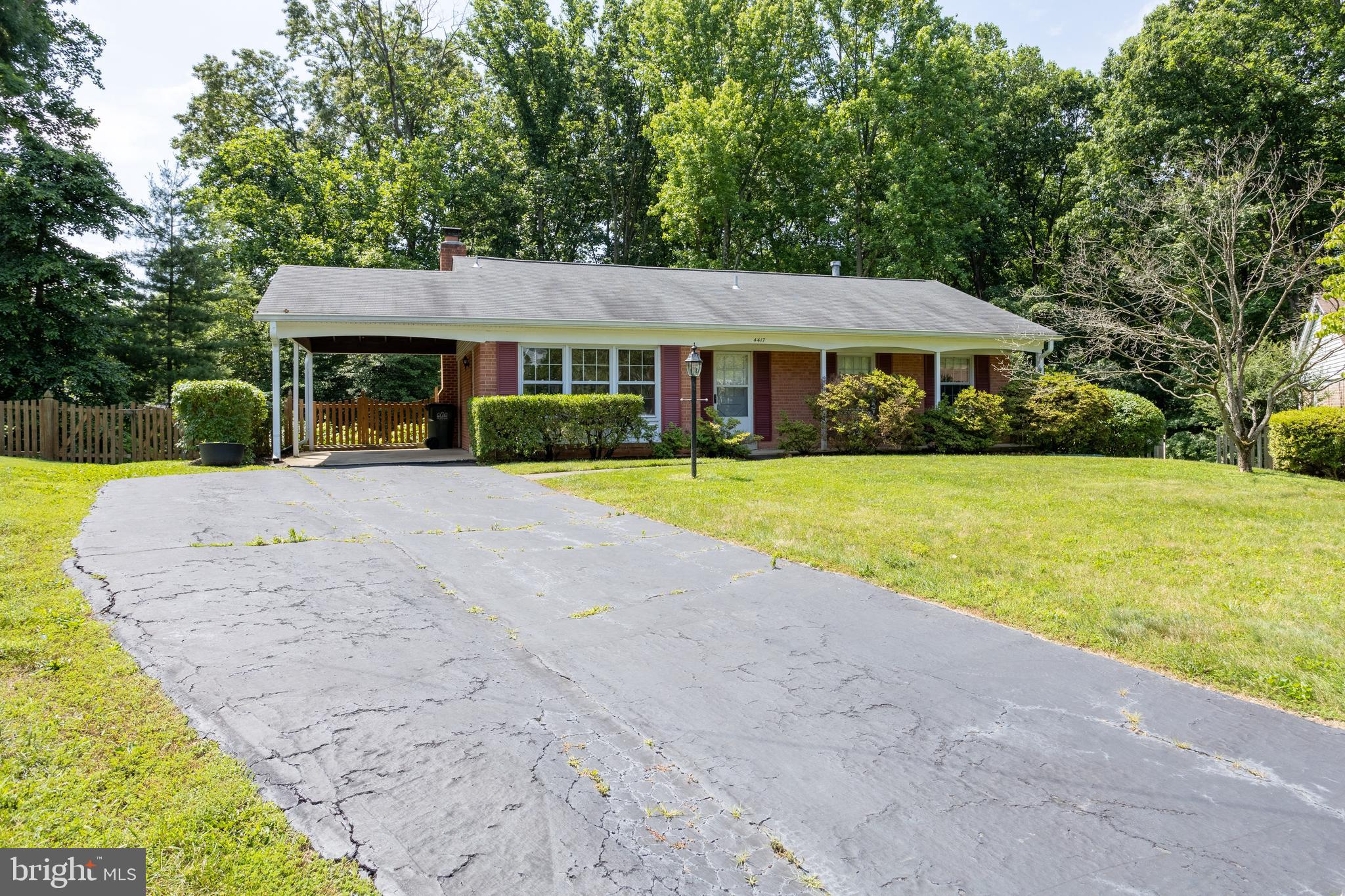 OLD CREEK ESTATES - Residential