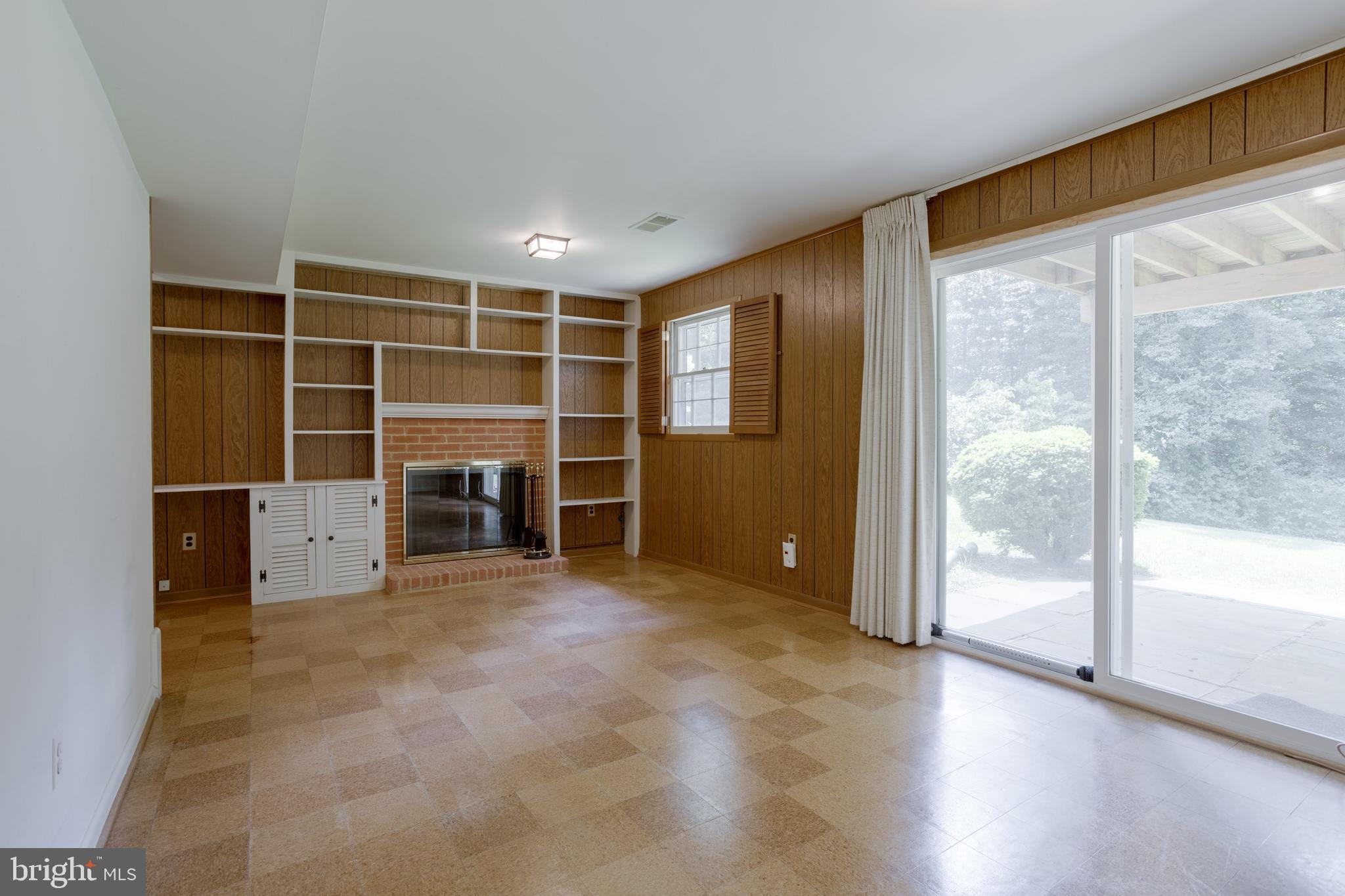 OLD CREEK ESTATES - Residential