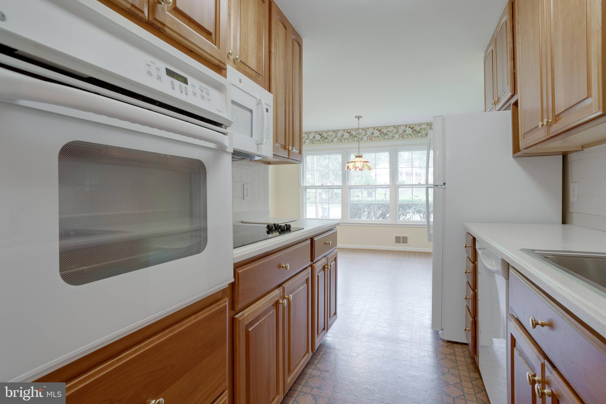 OLD CREEK ESTATES - Residential