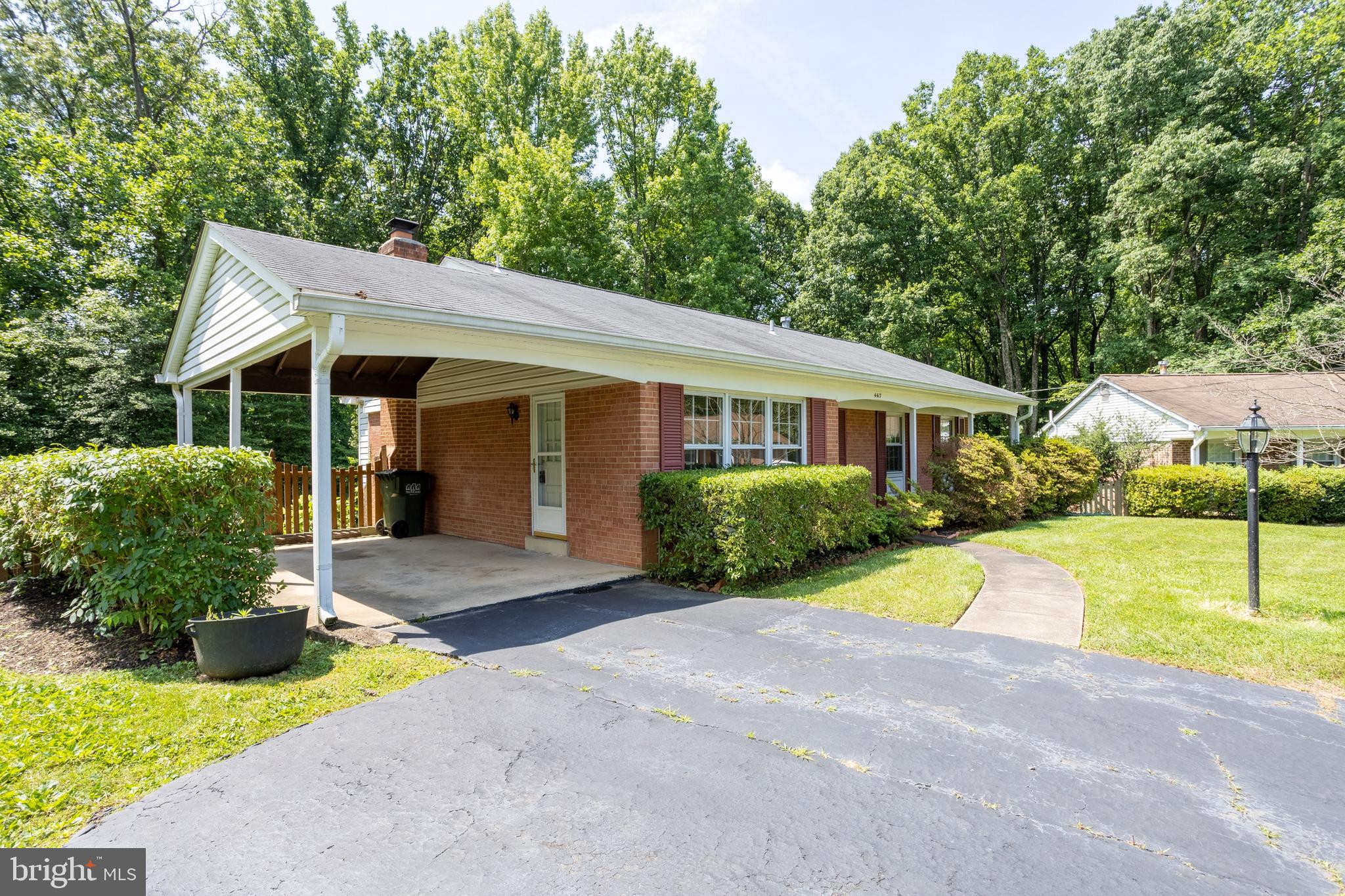 OLD CREEK ESTATES - Residential