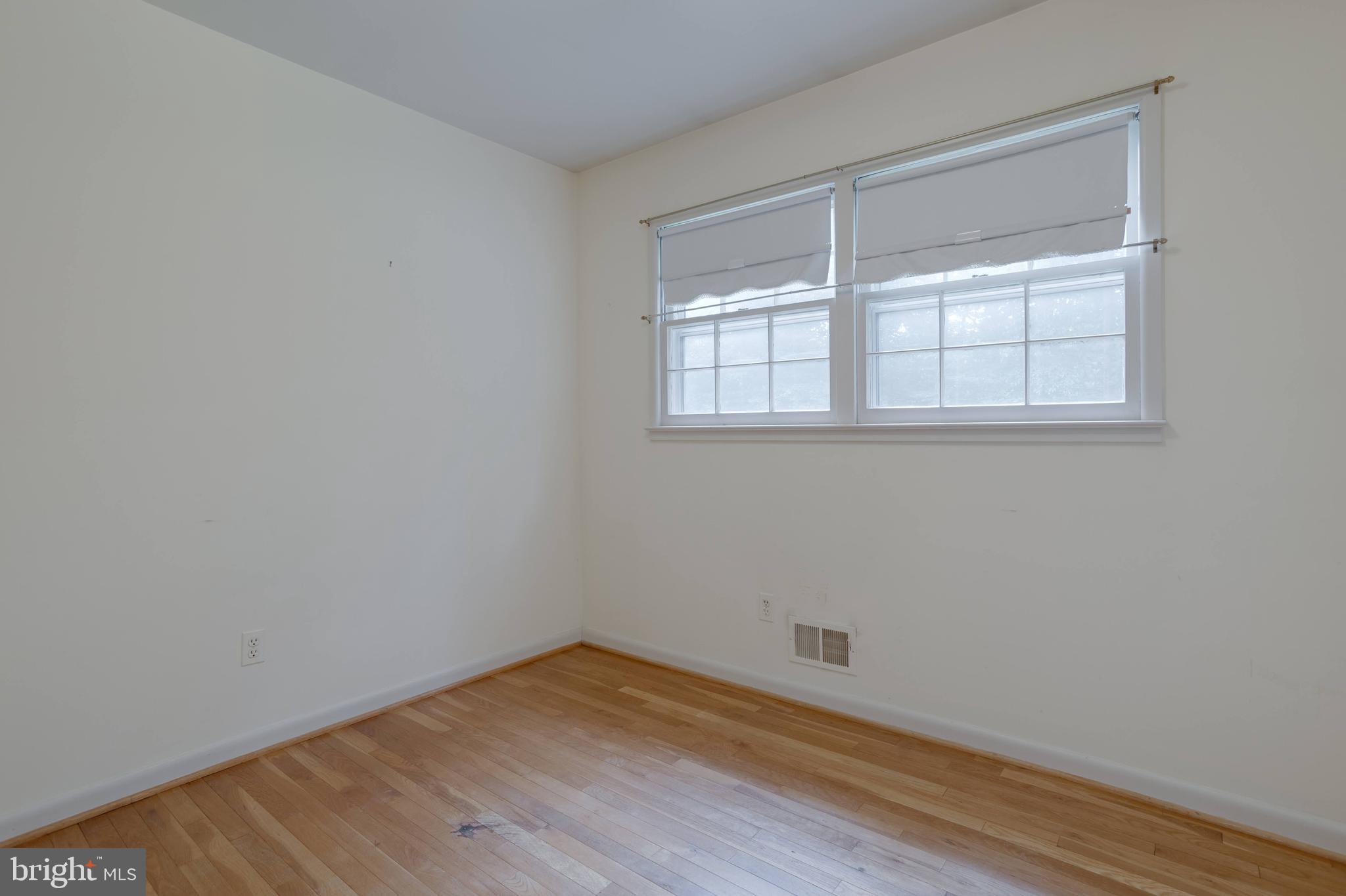 OLD CREEK ESTATES - Residential