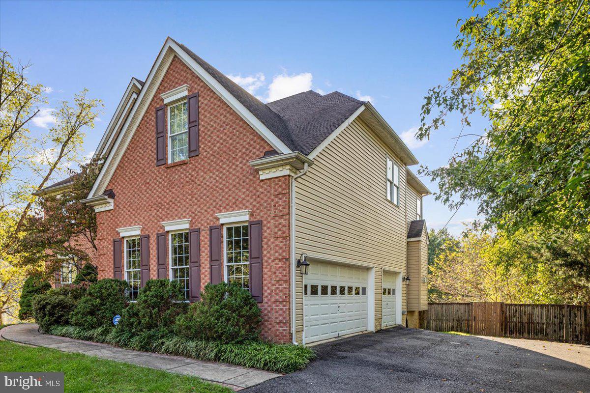 MANTUA - Residential