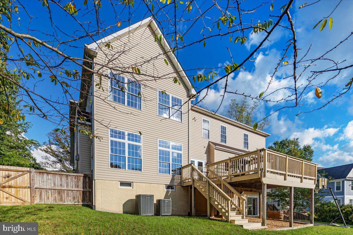 MANTUA - Residential