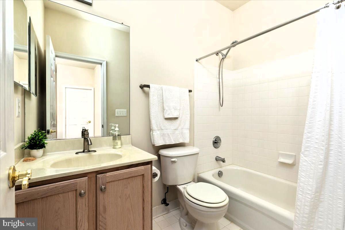 MANTUA - Residential