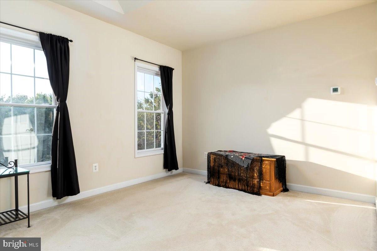 MANTUA - Residential