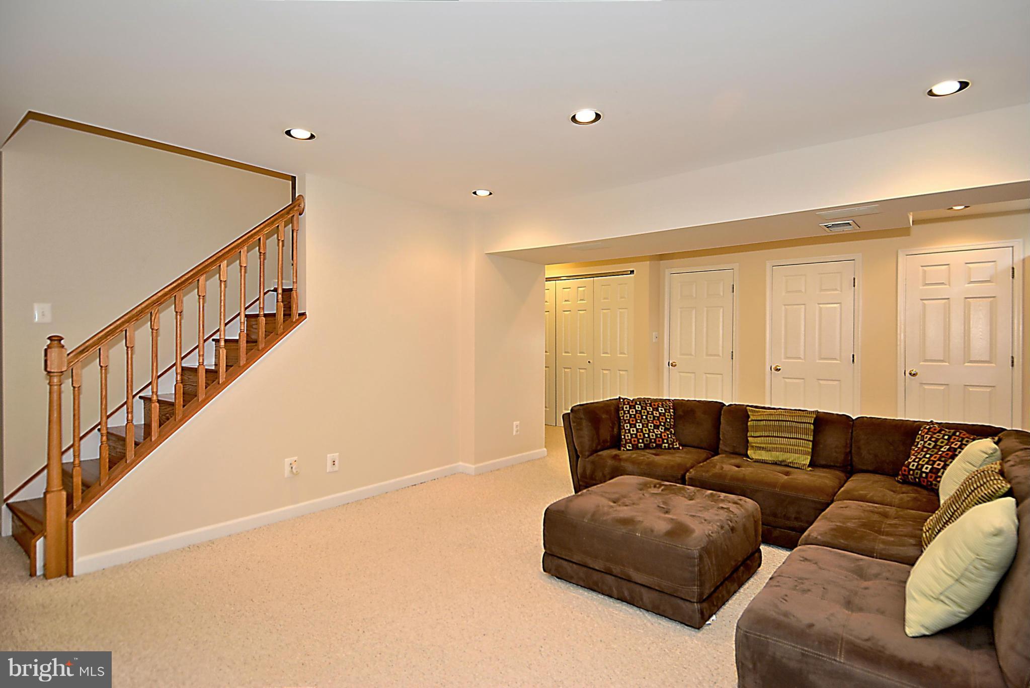HASTINGS HUNT - Residential