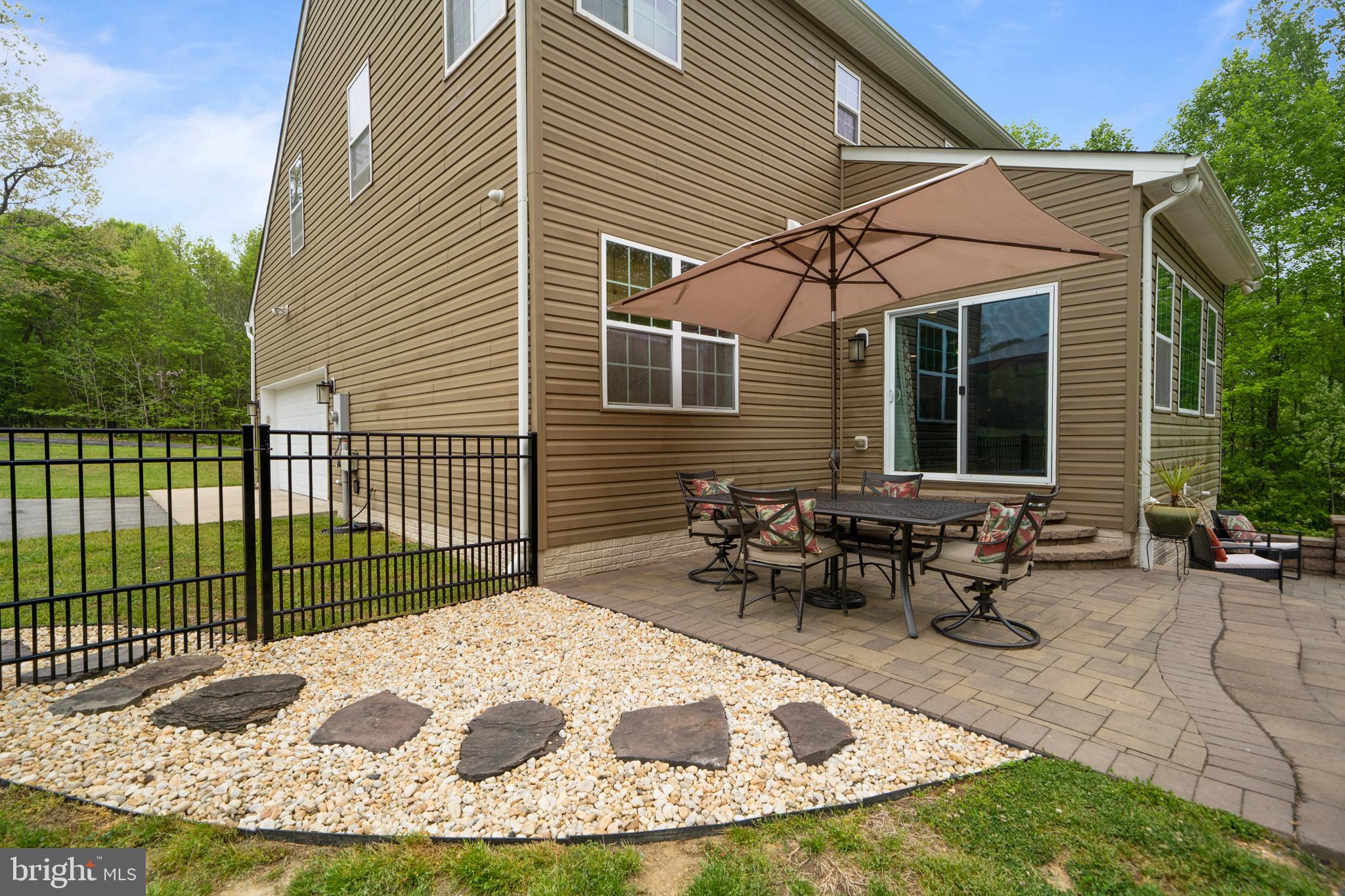 STONELEIGH - Residential