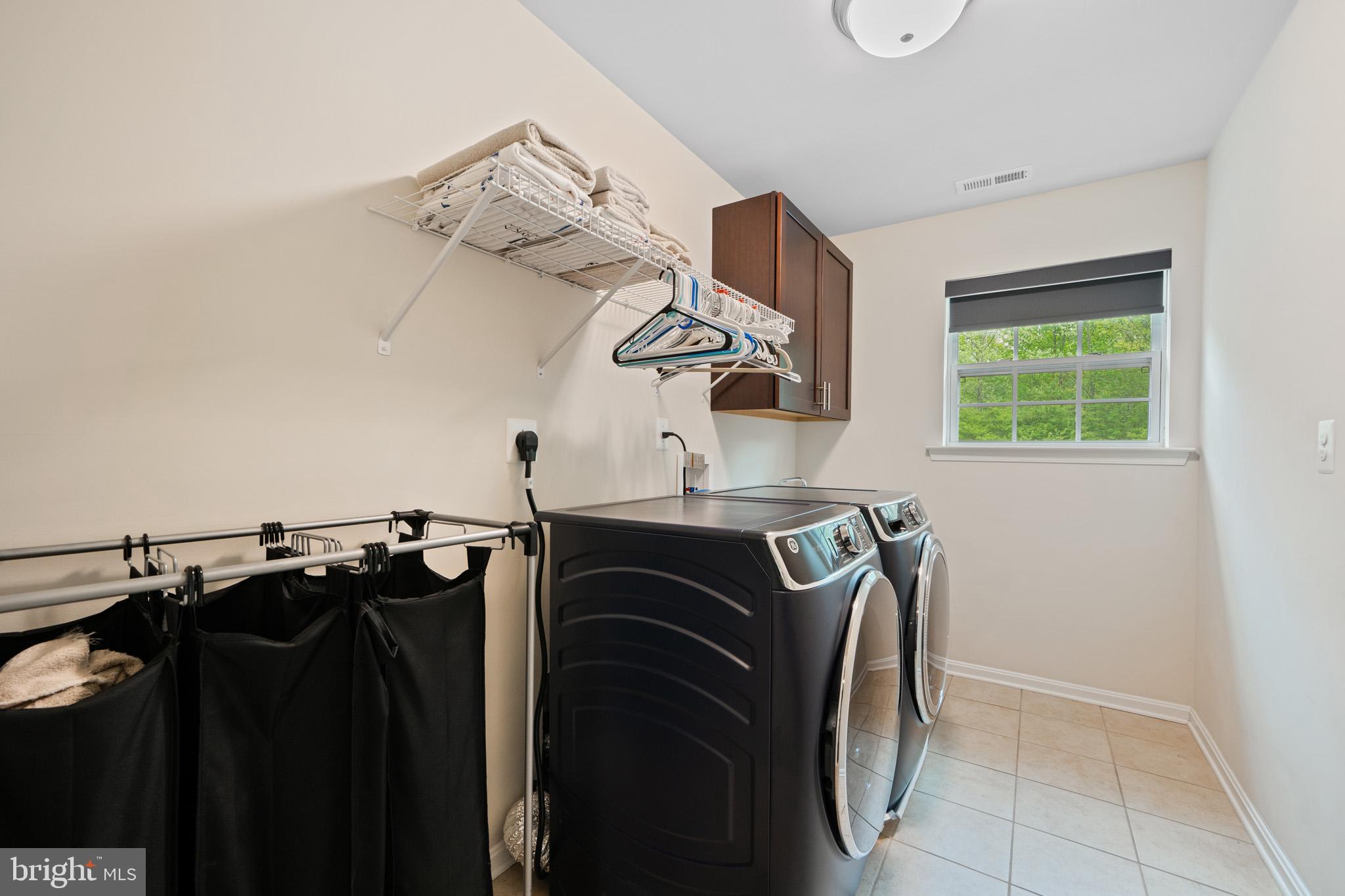 STONELEIGH - Residential