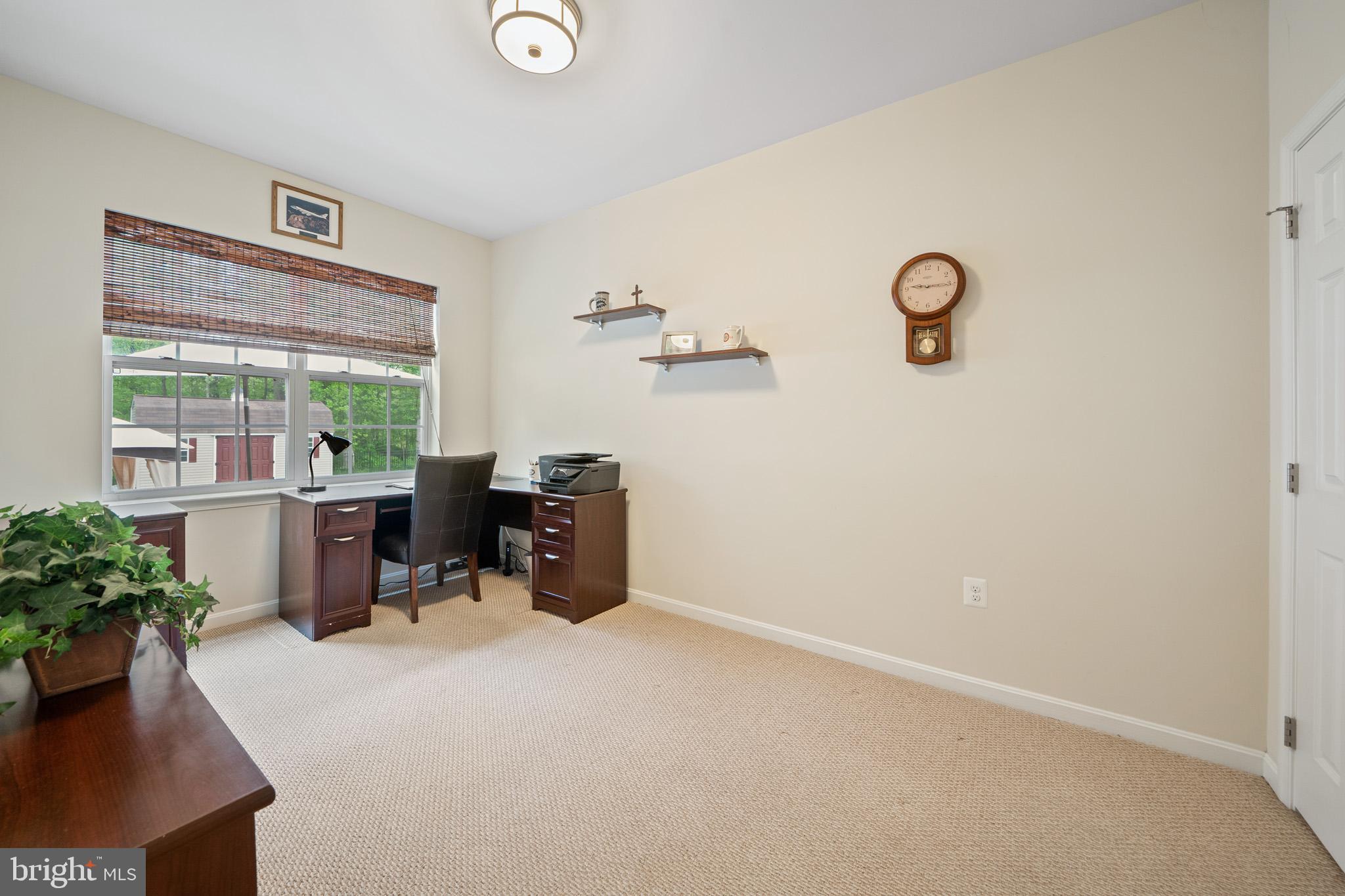 STONELEIGH - Residential