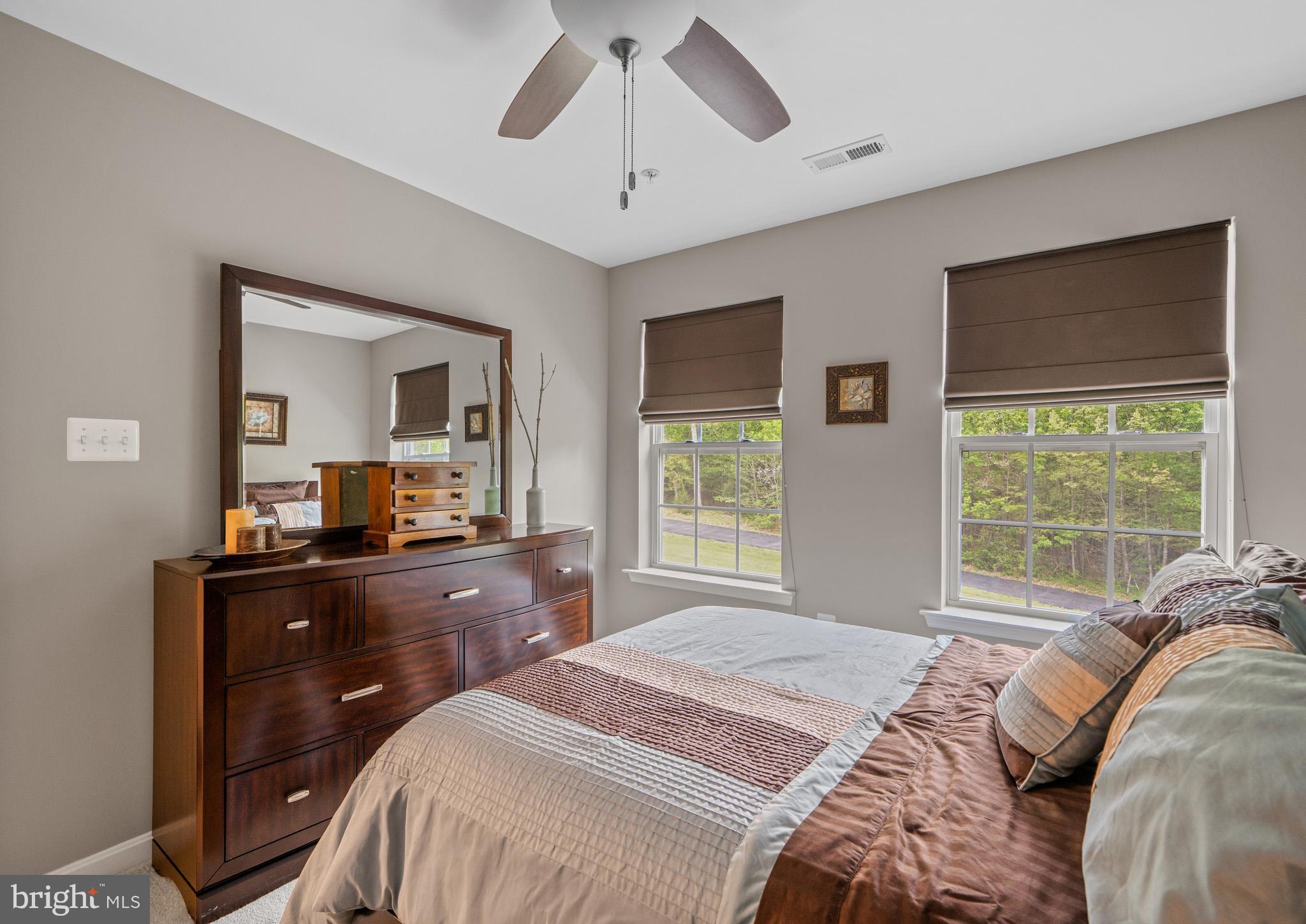 STONELEIGH - Residential