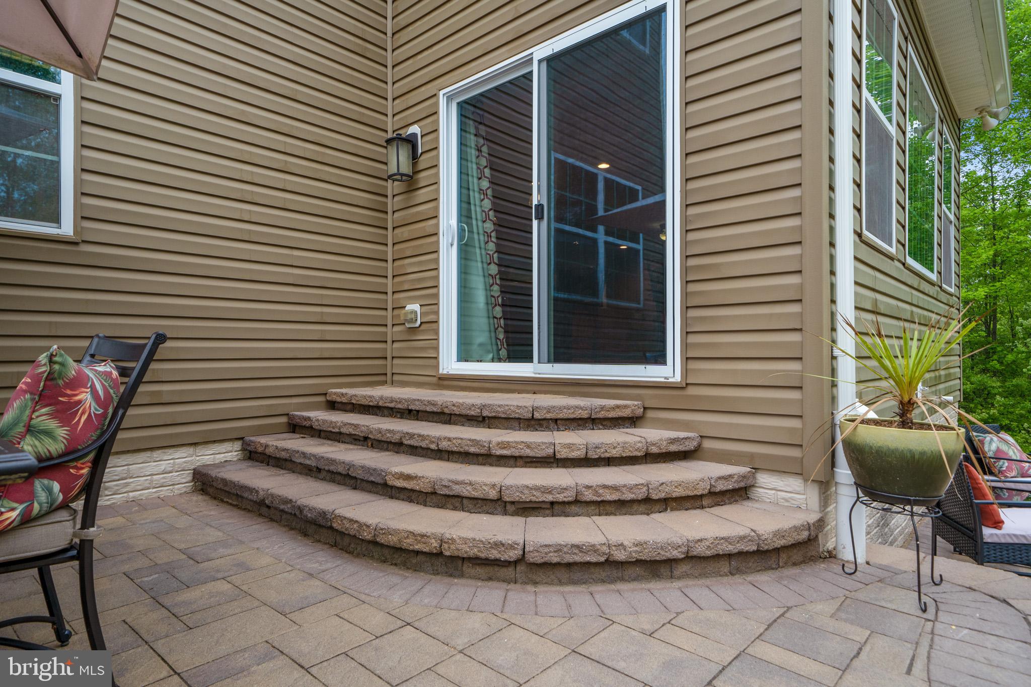 STONELEIGH - Residential