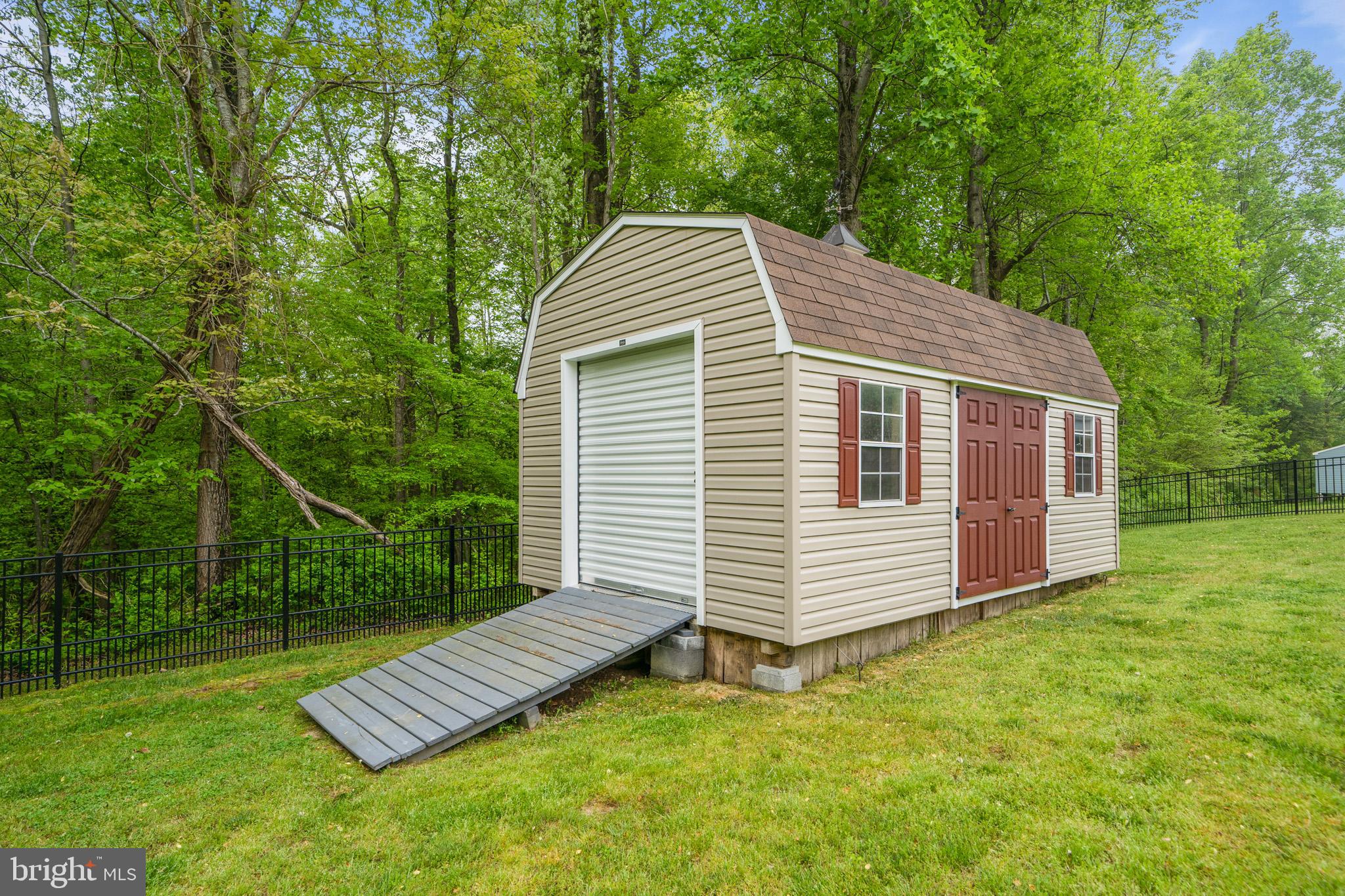 STONELEIGH - Residential