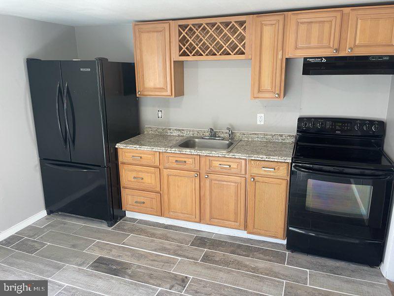 ESSEX - Residential Lease