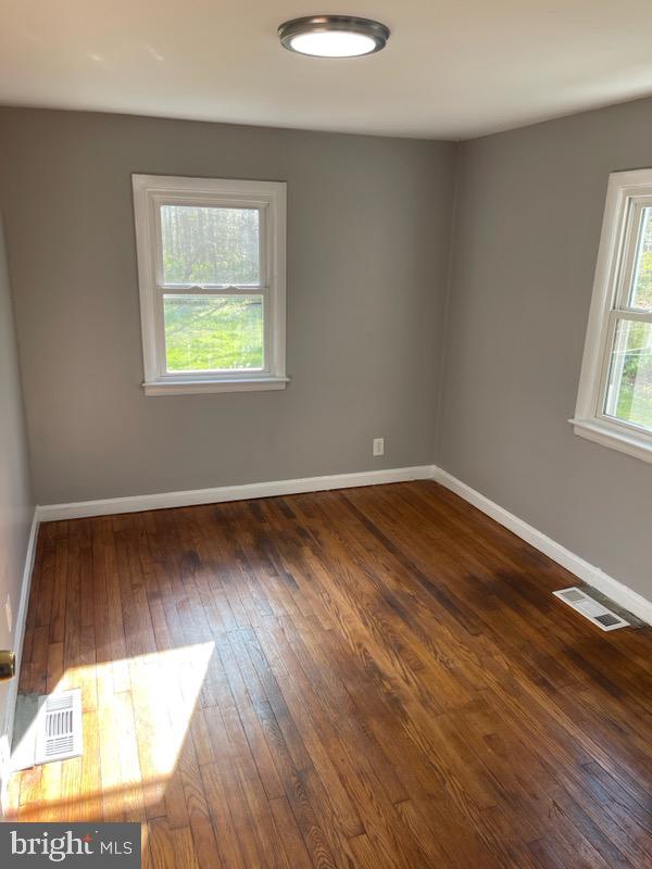 ESSEX - Residential Lease