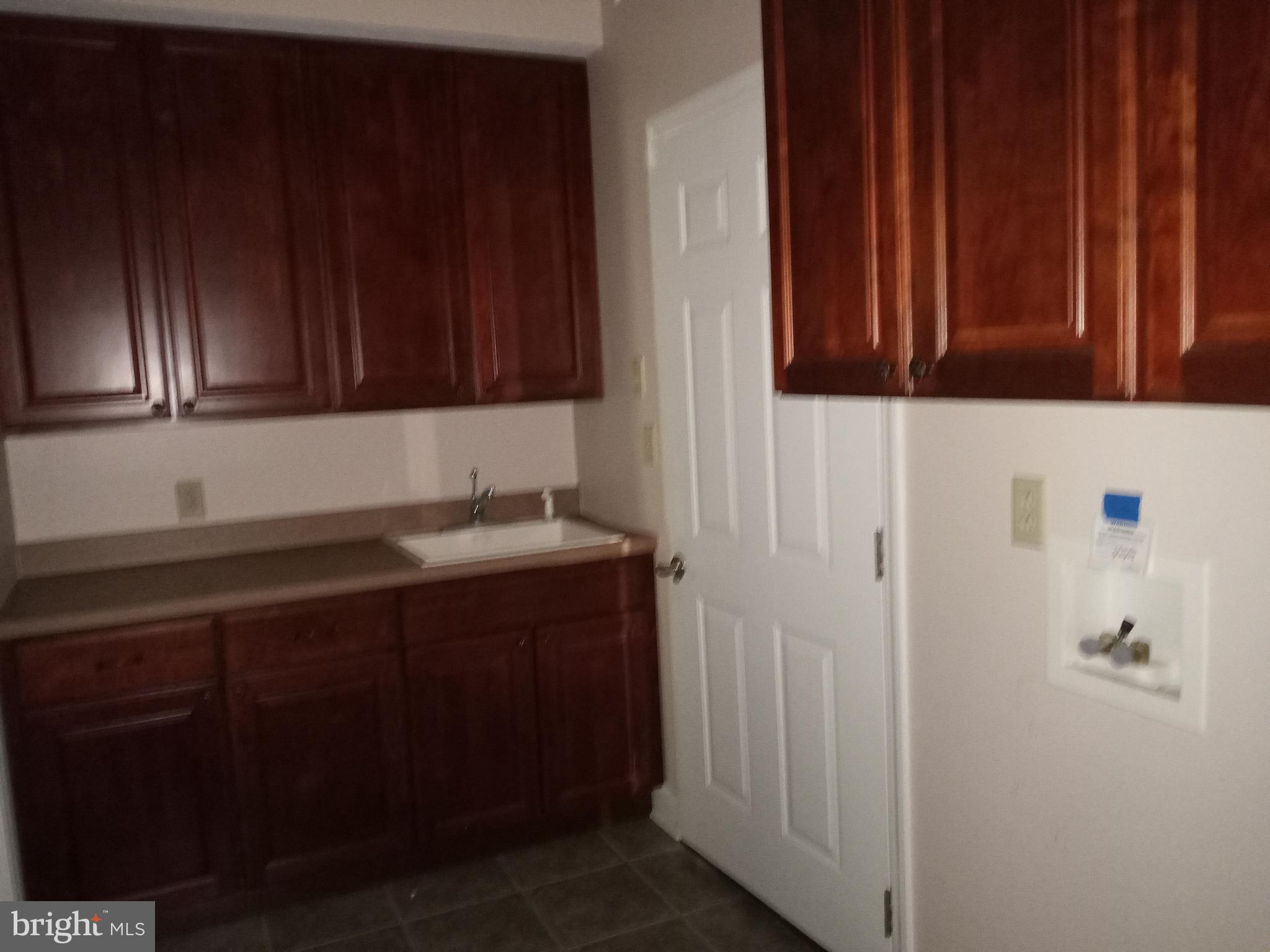 IMPERIAL WOODS - Residential