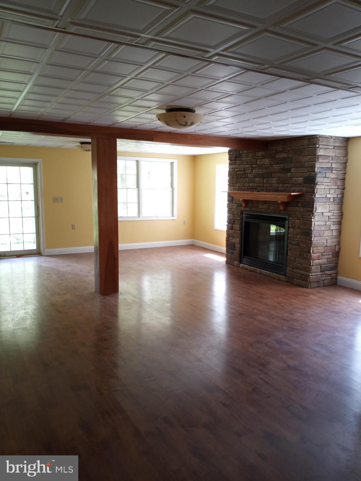 IMPERIAL WOODS - Residential