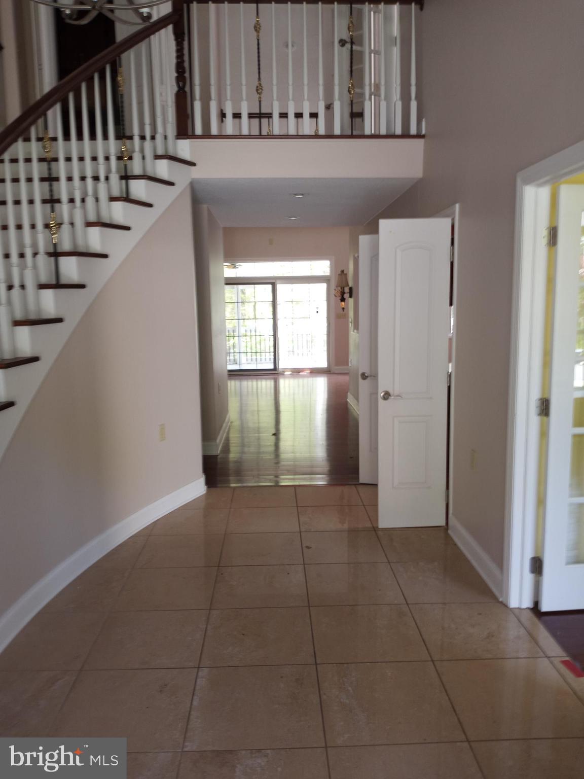 IMPERIAL WOODS - Residential