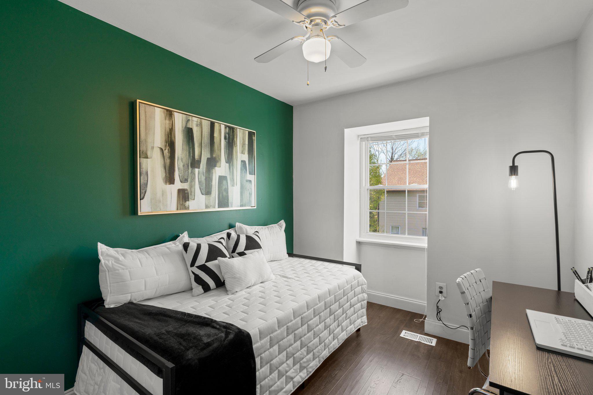 RICHARDSON MEWS - Residential