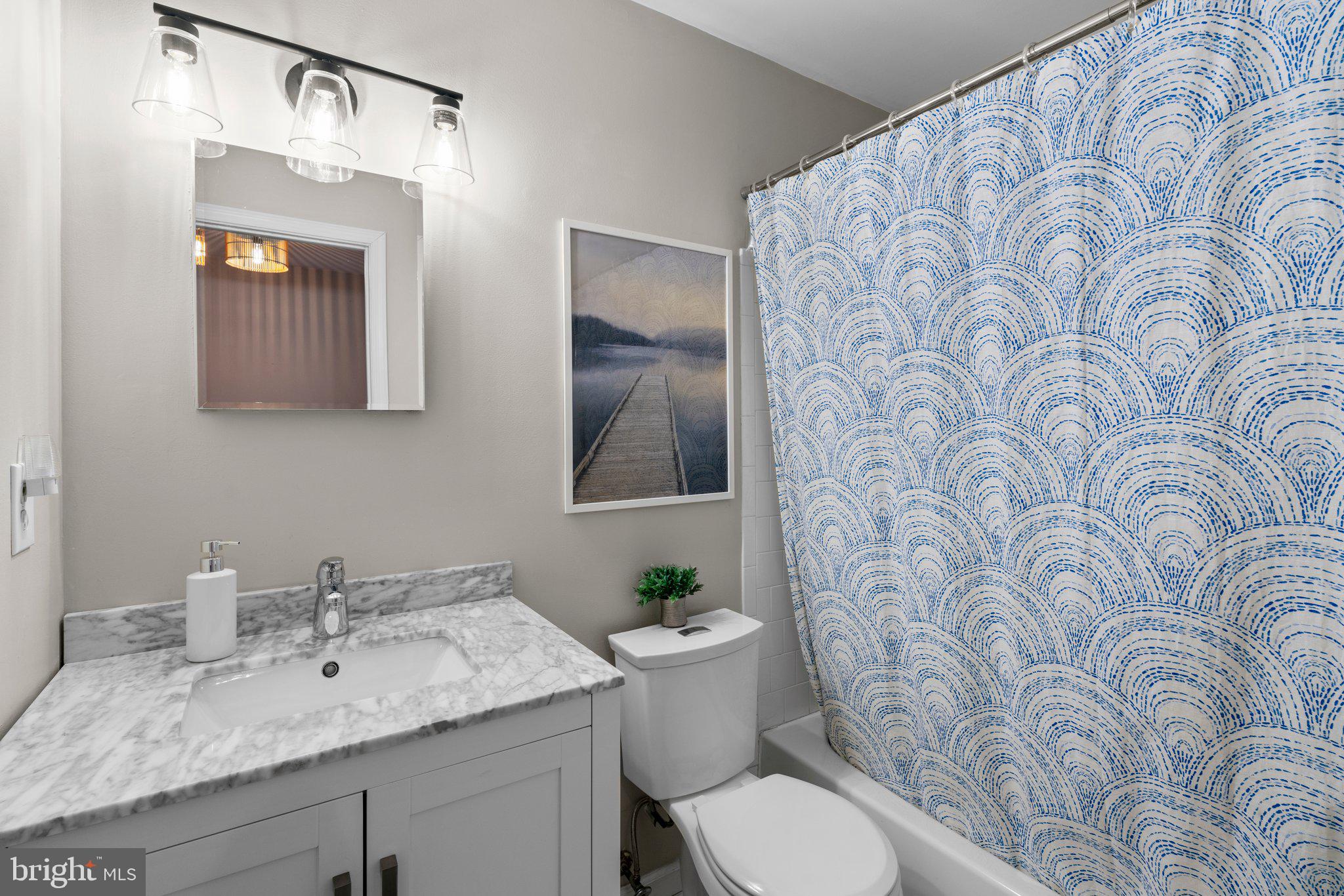 RICHARDSON MEWS - Residential