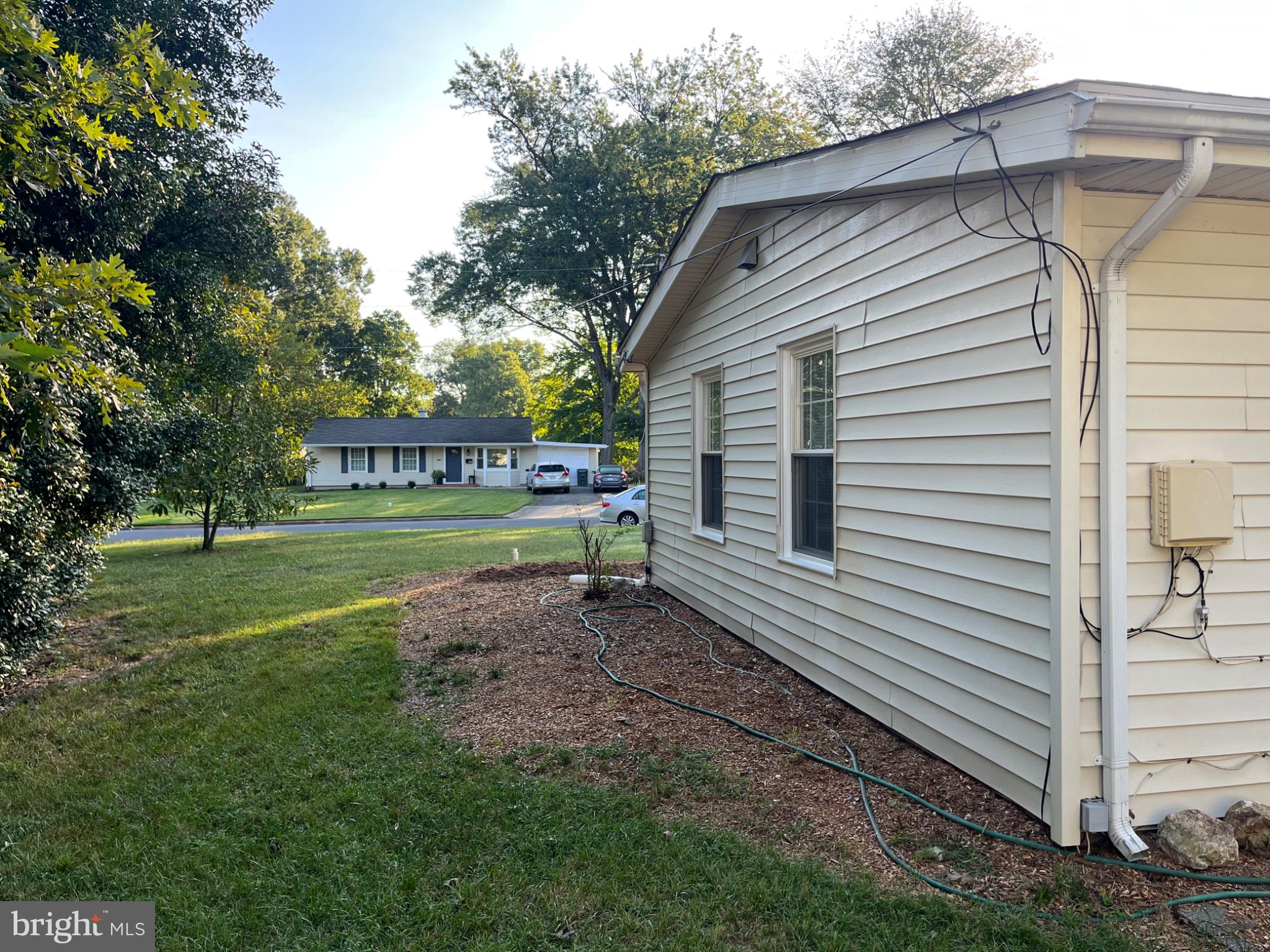 8114 NORWOOD DRIVE