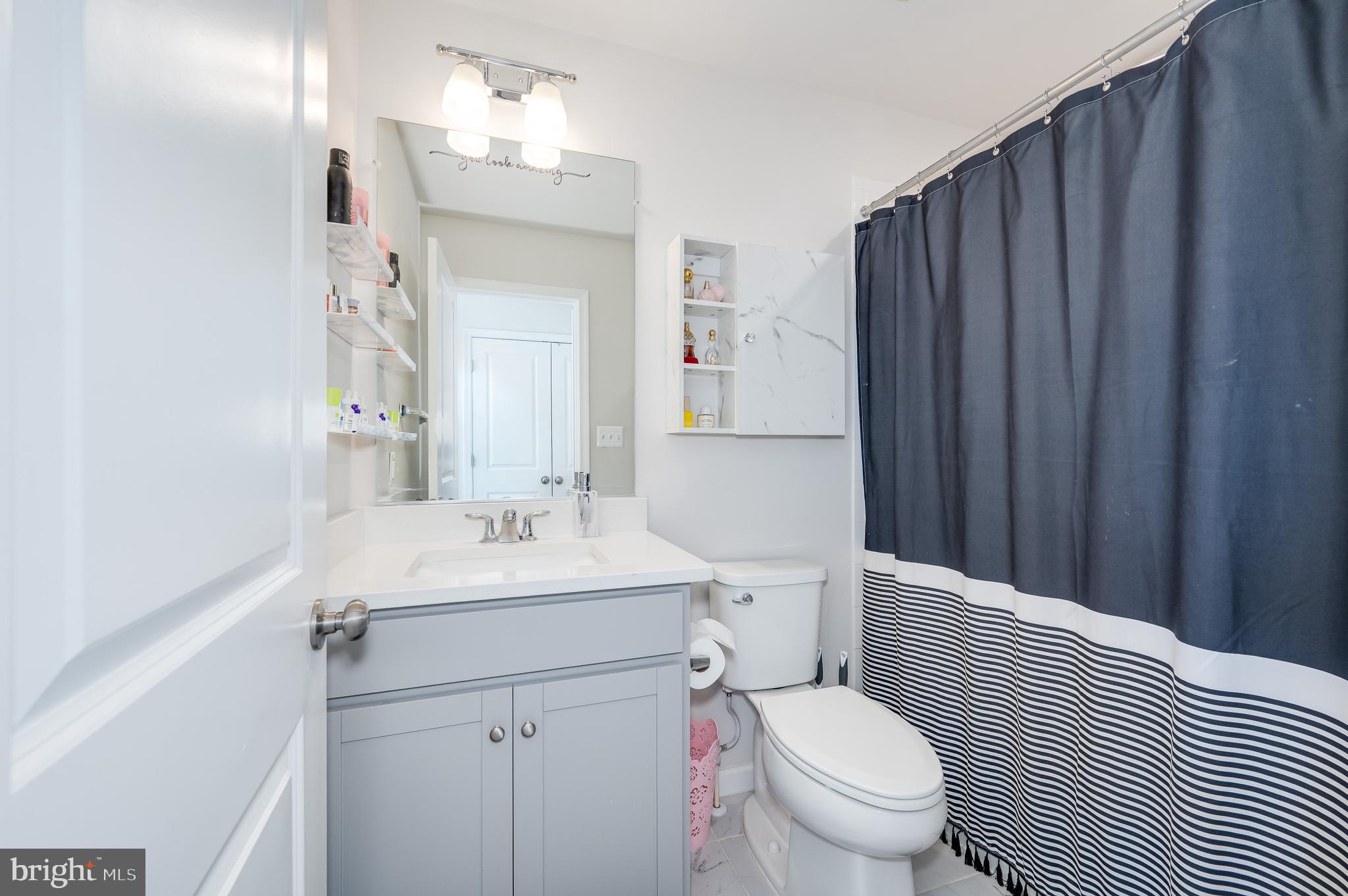 PRESIDENTS POINTE - Residential