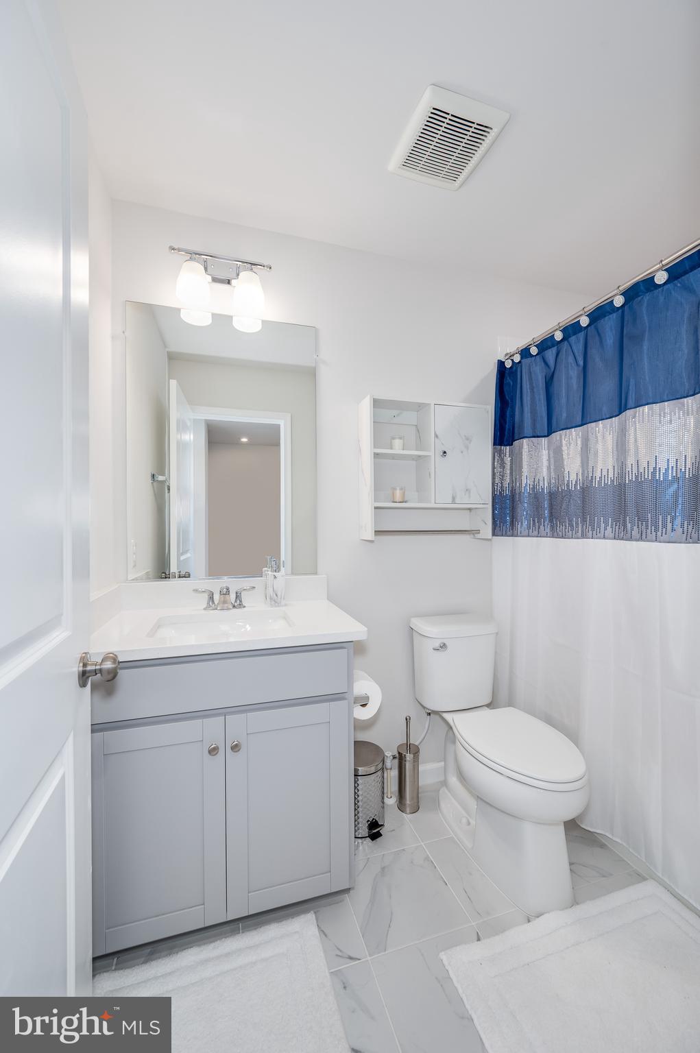 PRESIDENTS POINTE - Residential