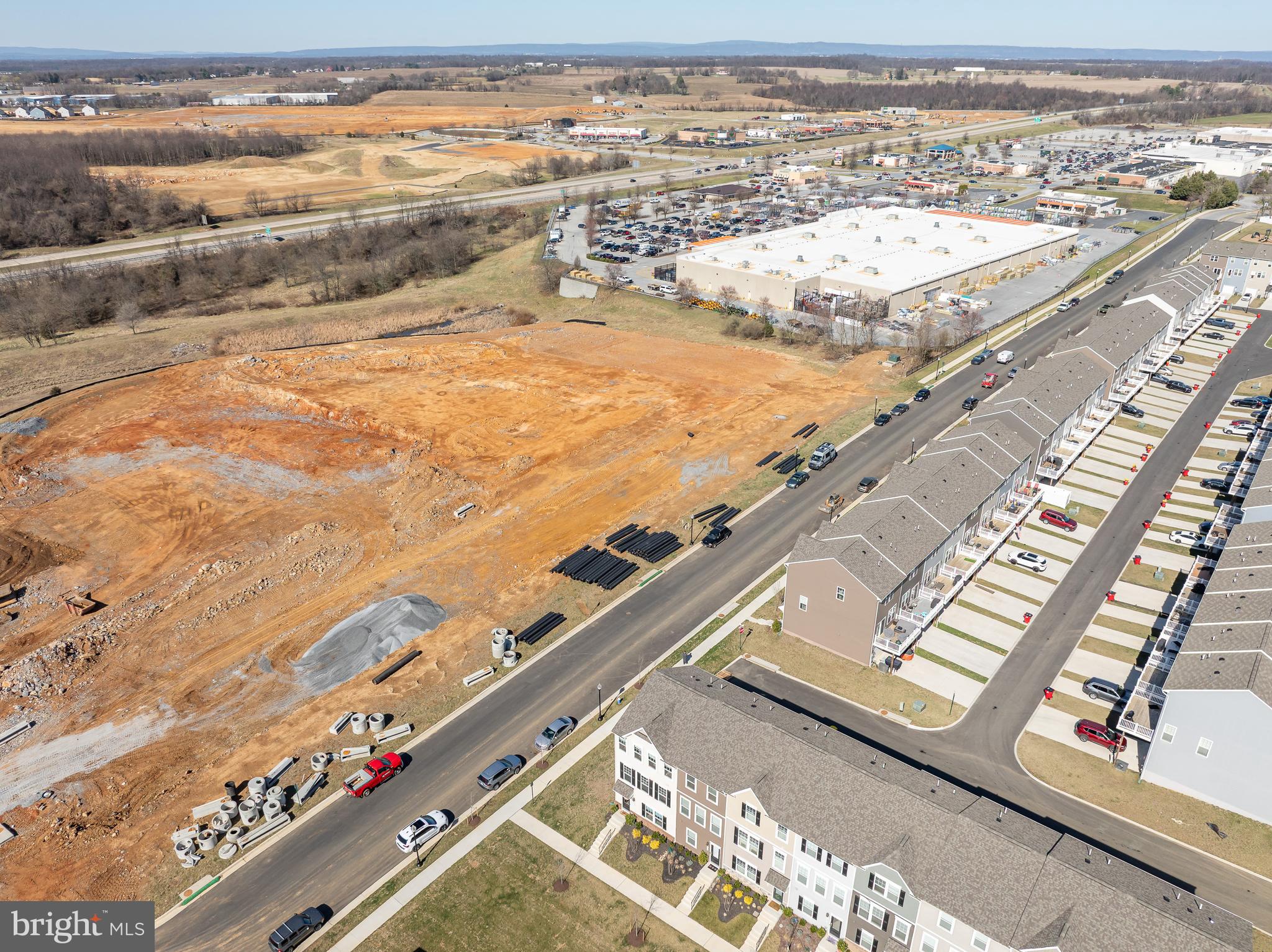 PRESIDENTS POINTE - Residential