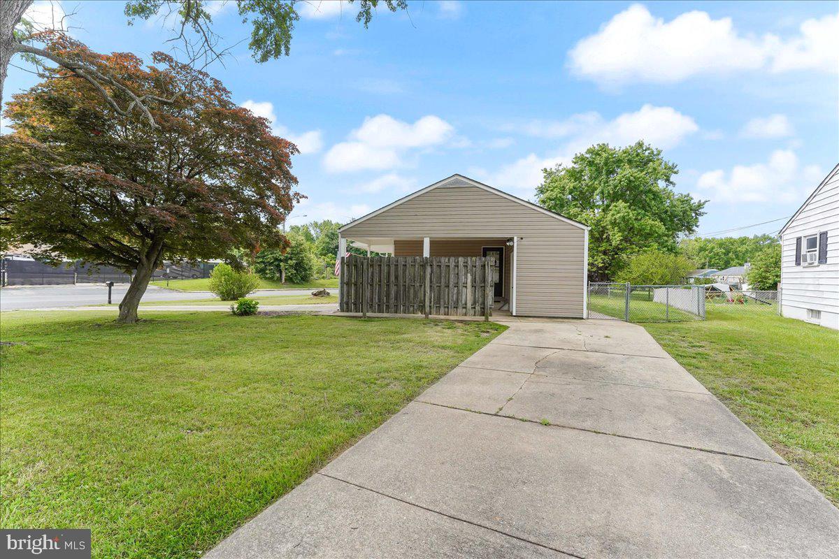 HOLLY HALL TERRACE - Residential