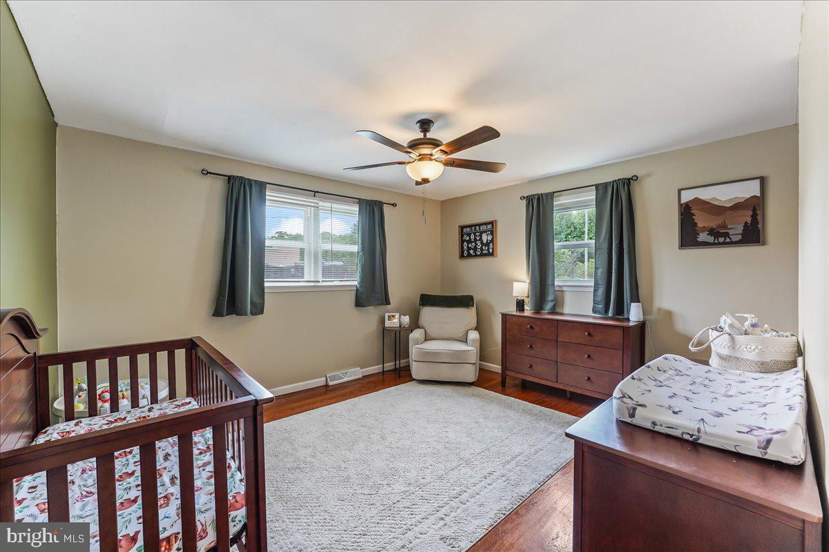 HOLLY HALL TERRACE - Residential