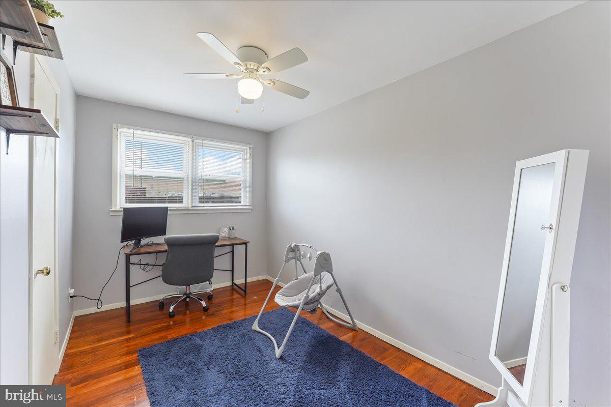 HOLLY HALL TERRACE - Residential